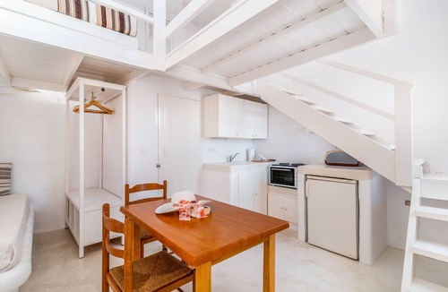 Halki Hotel | Atlantis Houses