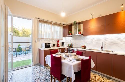 Avia House | Avia Seaview Getaway - Konstantina's Hidden Haven