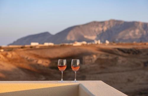 Karterados House | Azure Escape