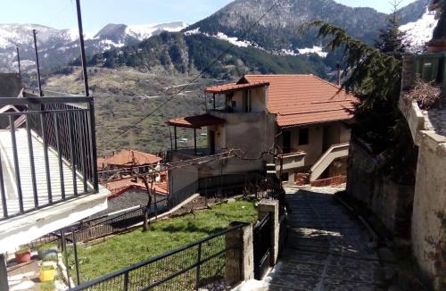 Metsovo House | Balkone in Montagna (Μπαλκόνι στο Βουνό)