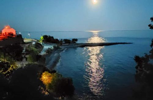 Agios Panteleimonas House | BAY DIVINO