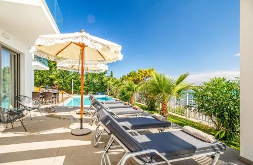 Agios Sostis Villa | Bay View II