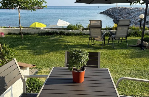 Nea Skioni Apartment | Beach Front HeavennWake up to the sound of waves and step straight into the sea