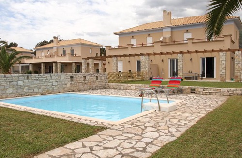 Platanitis Villa | Beach Front Villa with Private Pool II