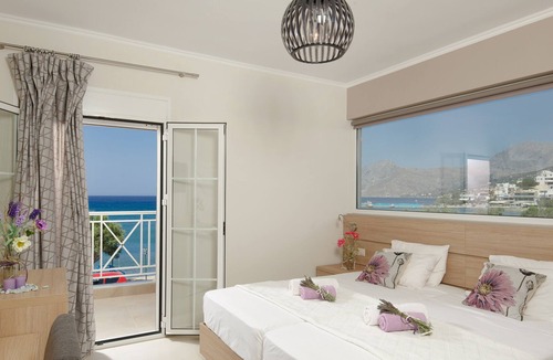 Agios Vasileios House | Beachfront central luxury hotel!