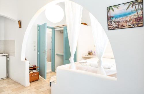Patmos House | Beachfront Lampis Dolphin 1