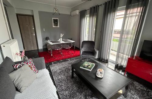 Irakleio Apartment | Beautiful apartment next to metro station