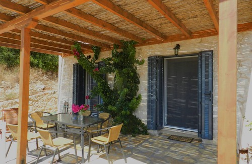 Evgiros Apartment | Beautiful apartment with seaview, 500 metres from the beach, Lefkada island