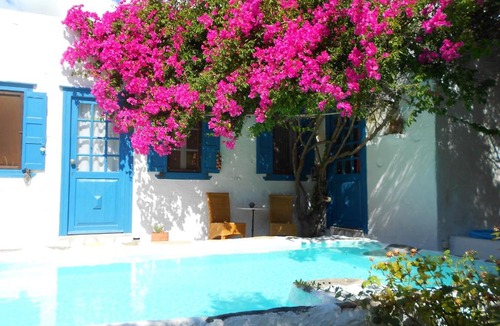 Manna House | Beautiful country home on Syros island, Greece