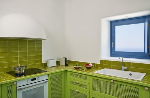 Kamari Villa | Beautiful Home in Santorini with Private Pool and Sea View