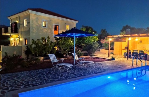 Somatas Villa | Beautiful villa swimming pool sea view near village not far from Rethymno NW