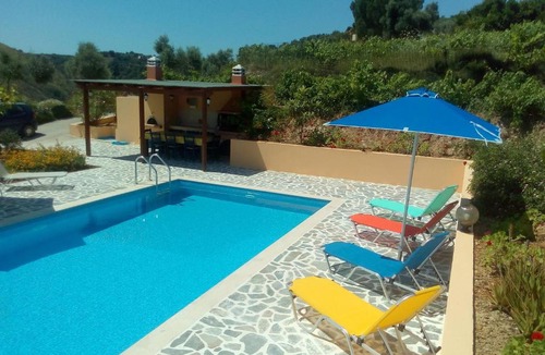 Somatas Villa | Beautiful villa swimming pool sea view near village not far from Rethymno NW