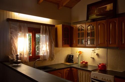 Kineta House | Beetle Villa retro country house