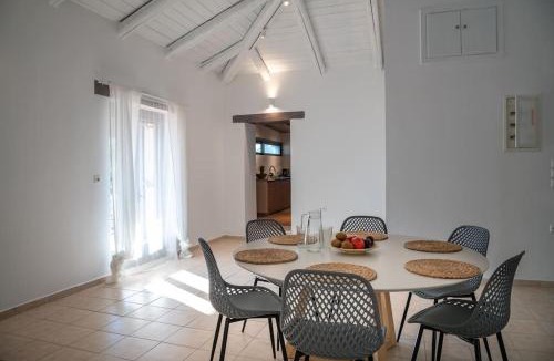 Argassi House | Bellezza House