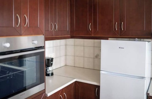 Korfalonas Apartment | Ben's Homes Elegant Suite