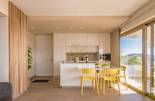 Saronida Apartment | Best Seaview Attica Apartment “Sikinos”