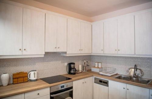 Agria House | Betty's 4 Seasons in Agria