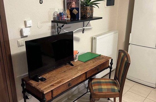 Sykies Apartment | Between the walls and quiet neighborhood of OldTown and the crowded city center