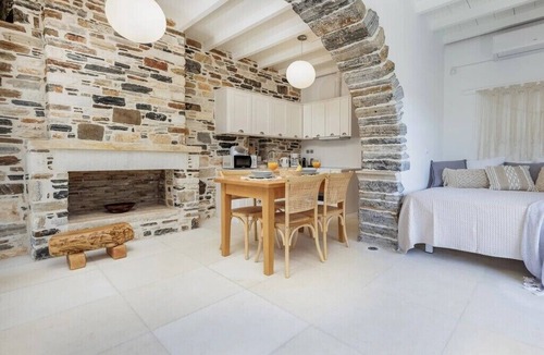 Naxos Apartment | BH720 - C - Suite Naxos