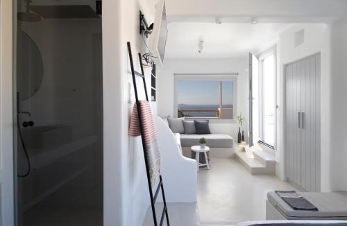 Faros Armenistis Apartment | Biatriza’s summer shelter