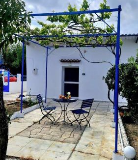 Petaloudes House | Blue and White