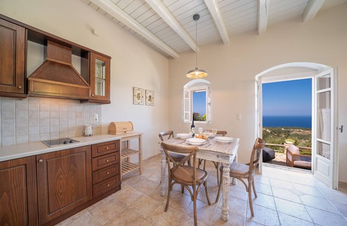 Tzamarelata Villa | Blue Horizon-Retro Villa private pool great view