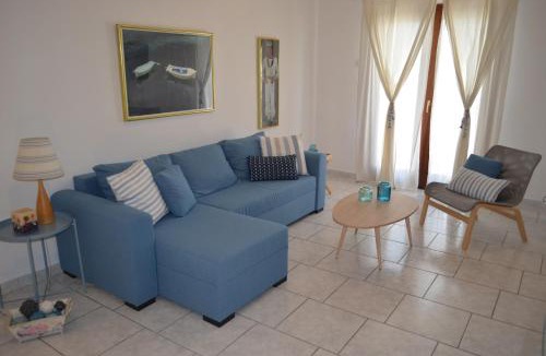 Katerini House | Blue Maison