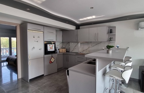 Nea Propontida Apartment | Blue Waves Apartment 1 - with 92sqm - near the beach