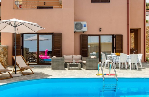 Apokoronas Villa | Bountiful Modern very spacious villa with Pool, featuring sea and mountain view.