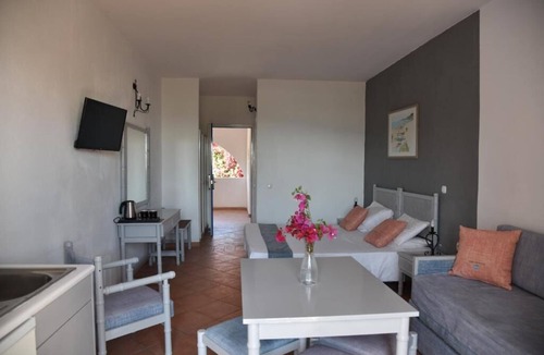 Livadia Hotel | Boutique Hotel Tilos Mare