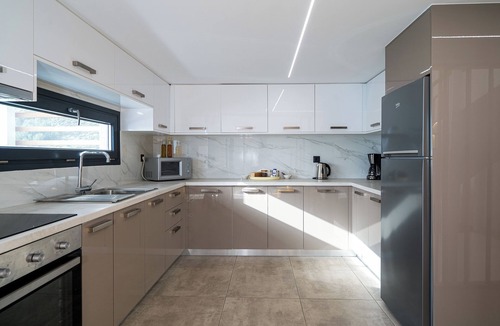 Archanes-Asterousia House | Boutique villa for 6 people, new build, sea view, close to the beach