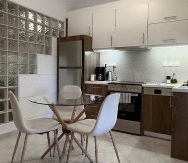 Nea Smirni Apartment | Bright Gem in Vibrant Popular Neighborhood