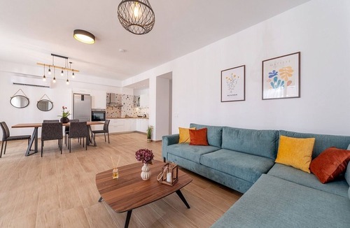 Skotino Villa | Bright & Spacious Villa, A/C, Private Pool, Mountain Views - Hersonissos Area, 2.8km to Beaches!