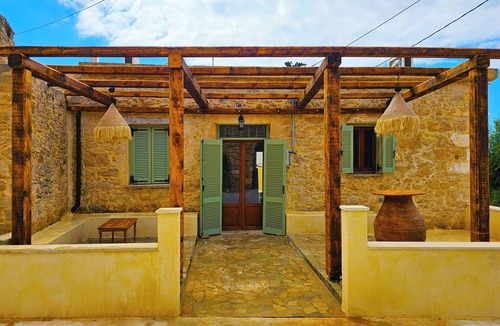 Drapanias House | "Brown on Green" stone house with amazing view