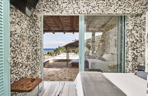 Milopotas Hotel | Calilo