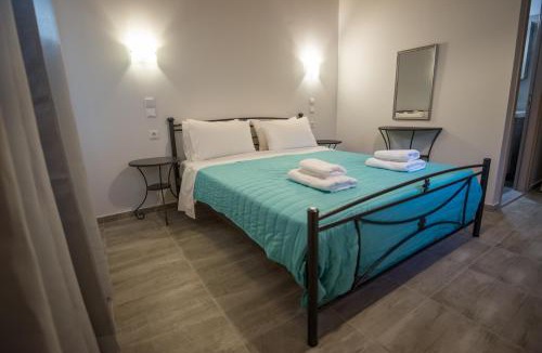 Kariotai Apartment | Camping & Rooms Kariotes