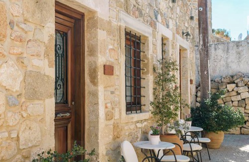 Old Hersonissos Apartment | Casa Di Veneto - Double Room by Estia