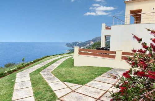 Megala Chorafia House | Casa Minervos
