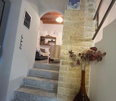 Kithira House | Case De Drymona 1