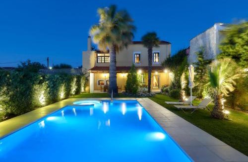 Dhafnes Villa | Castello Villa Daphnes - Private Pool & Whirlpool