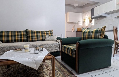 Molos-Agios Konstantinos Apartment | Central Apartment in Agios Konstantinos