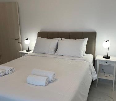 Ierapetra Apartment | Central Square apartment by the sea