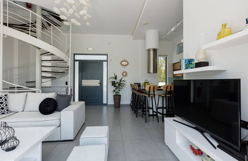 Roumeli Villa | Chara Sensory Luxury Villa with Heated Pool & Gymn