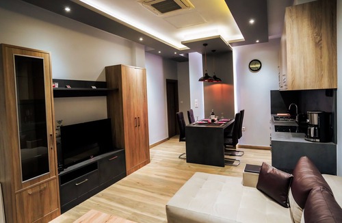 Nea Moudania Apartment | Charming 1-Bed Apartment in Nea Moudania