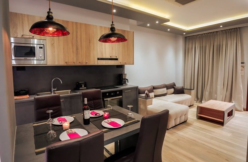 Nea Moudania Apartment | Charming 1-Bed Apartment in Nea Moudania
