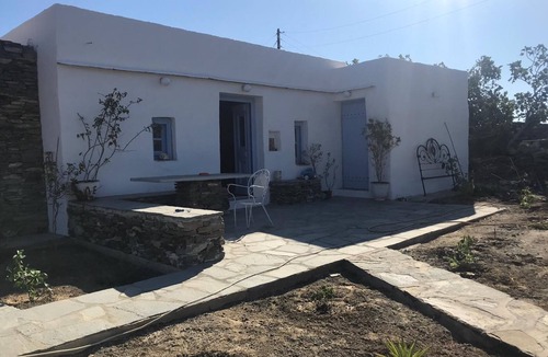 Sifnos House | Charming Cycladic Farm