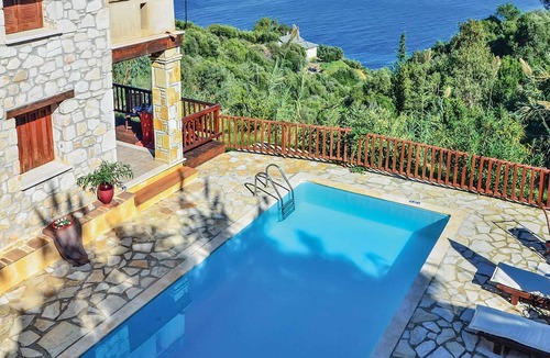 Xirokastello Villa | Charming stone villa, short drive to beach