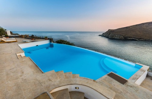 Syros Villa | Chef included by Fantasia Villas: Villa BluEros