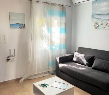 Tavronitis House | Chez Angelika