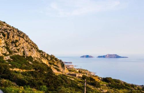 Kerames House | Chrysi's Ocean View Retreat
